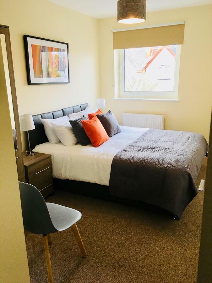 Amberblue@Epsom Apartment Екстериор снимка